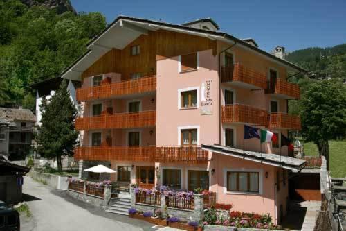 Hotel Dama Bianca Valtournenche Kültér fotó
