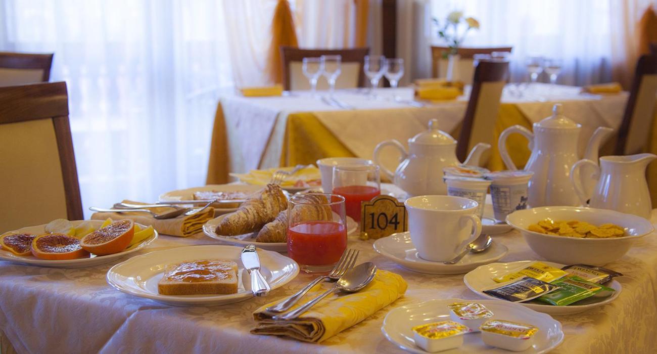 Hotel Dama Bianca Valtournenche Kültér fotó